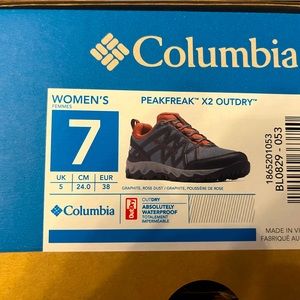 Columbia Peakfreak X2 Outdry hiking shoes , new in box , women’s size 7